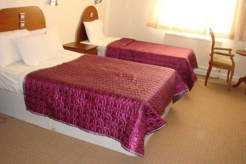 Premier West Th Hotell London Eksteriør bilde